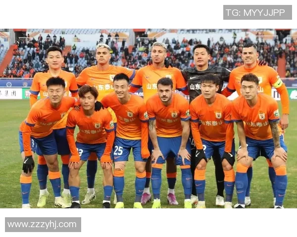 挑战自我成就辉煌足球明星们的奋斗故事与心路历程