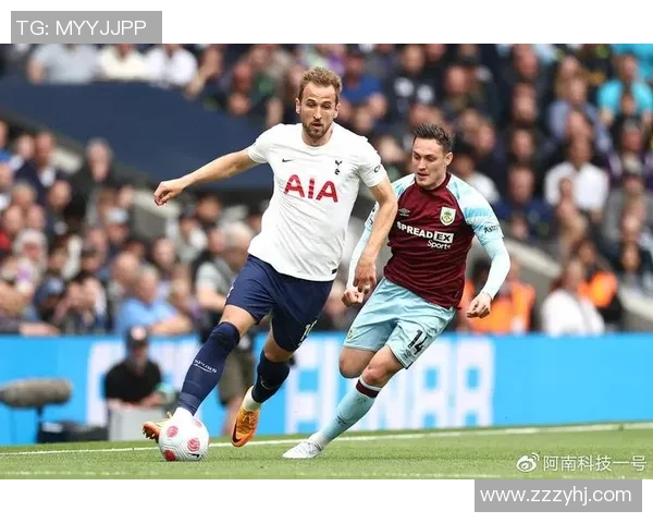 凯恩的传奇之路:从足球天才到全球偶像的崛起与挑战